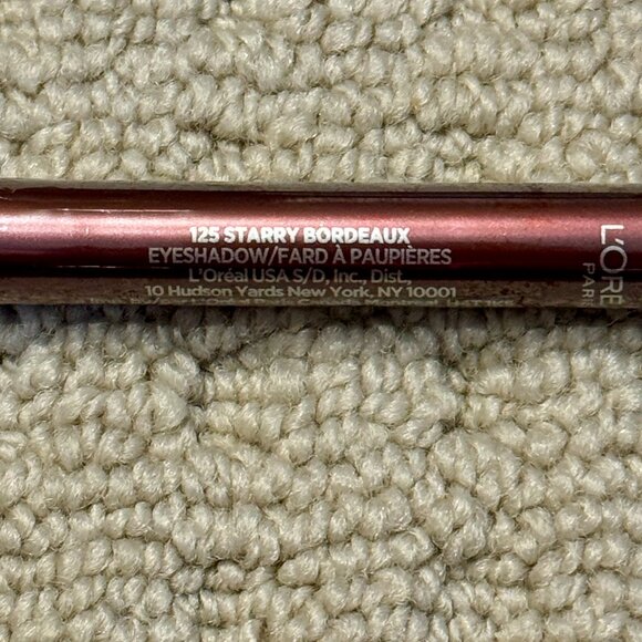 New Loreal LeShadow Eyeshadow Stick 125 Starry Bordeaux - Picture 2 of 2